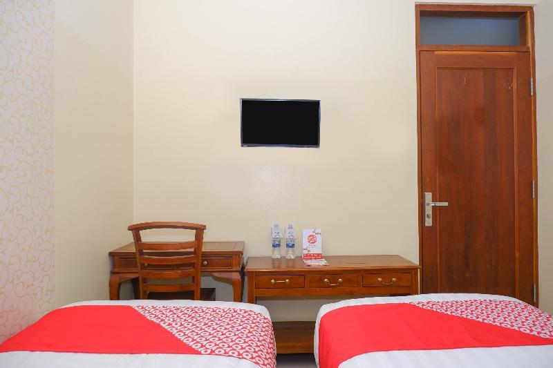 Hotel Pelangi Indah Semarang Exterior foto